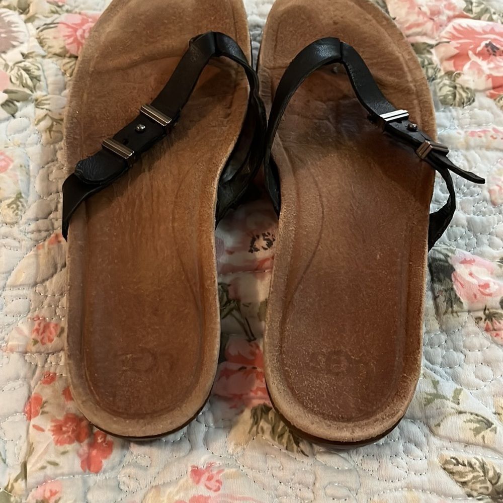UGG leather sandals  - Picture 2 of 4